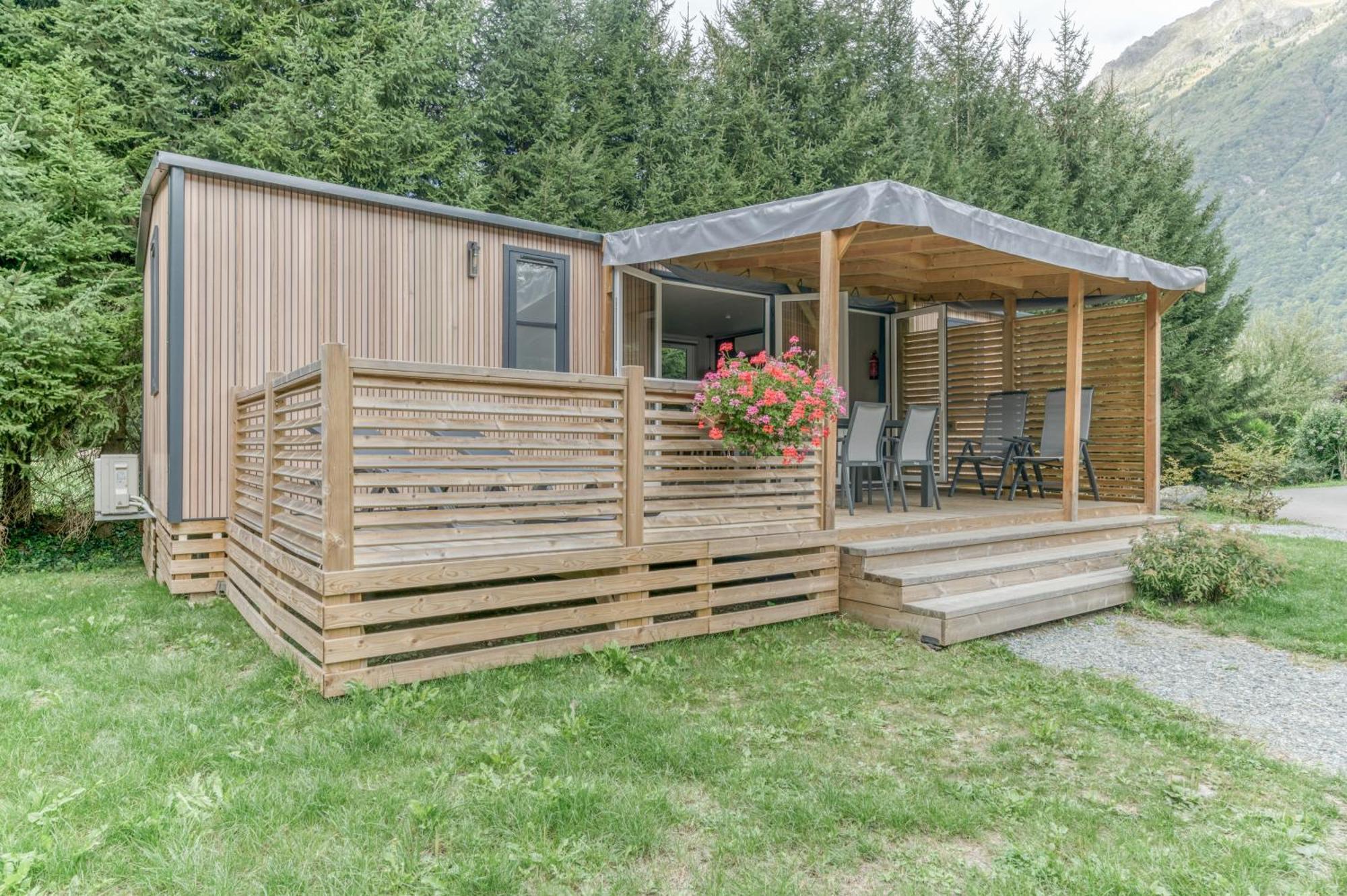 Camping Rcn Belledonne Le Bourg-d'Oisans Luaran gambar